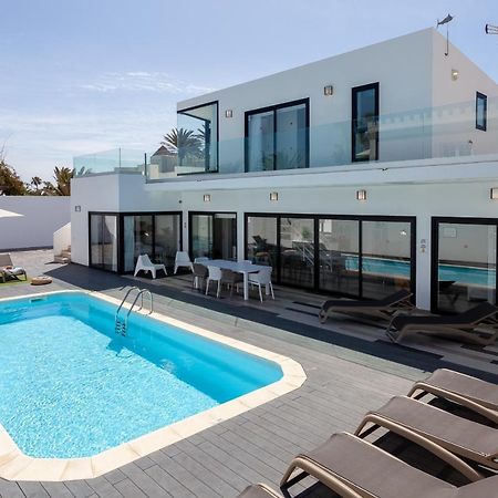 Villa Luxury Azul Private Pool And Bbq Corralejo By Holidays Home Eksteriør billede